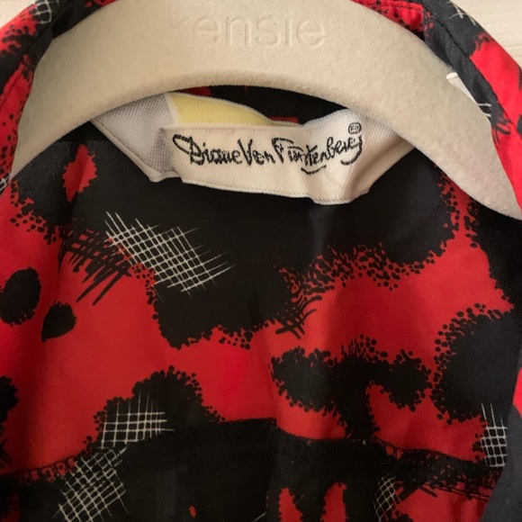 Vintage DVF Diane Von Furstenberg button down - Picture 2 of 3